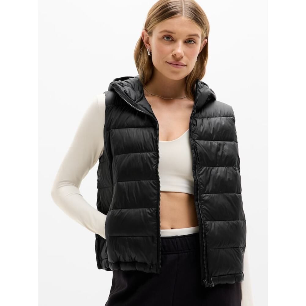 NWT Athleta Aire Puffer Vest in Black - Size: XL